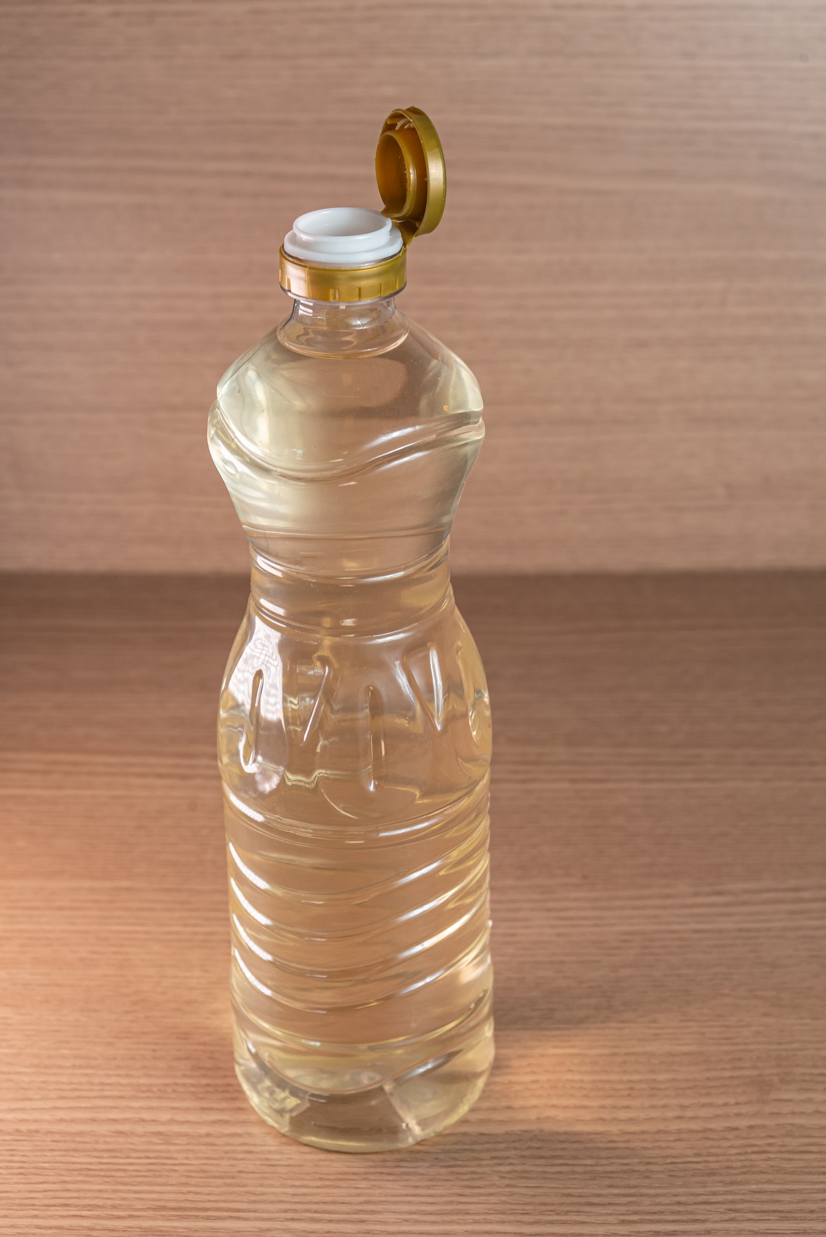 شرب الخل الأبيض