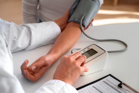 ارتفاع ضغط الدم: كيف تعيدونه إلى معدله الطبيعي في أقل من أسبوعين