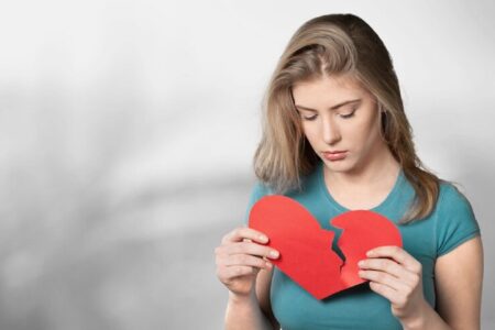 هل يمكن للاكتئاب أن يسبب أمراضاً في القلب وما السبب؟